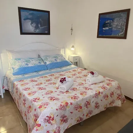 Apartman Centro Storico Flat 7 Mins From Port